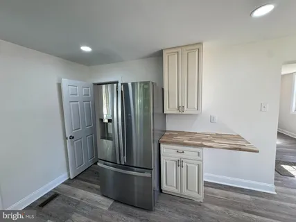 $329,900 | 108 Buck Lane, New Castle, DE 19720