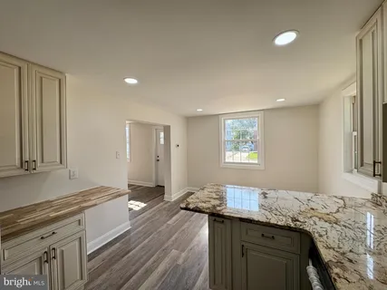 $329,900 | 108 Buck Lane, New Castle, DE 19720