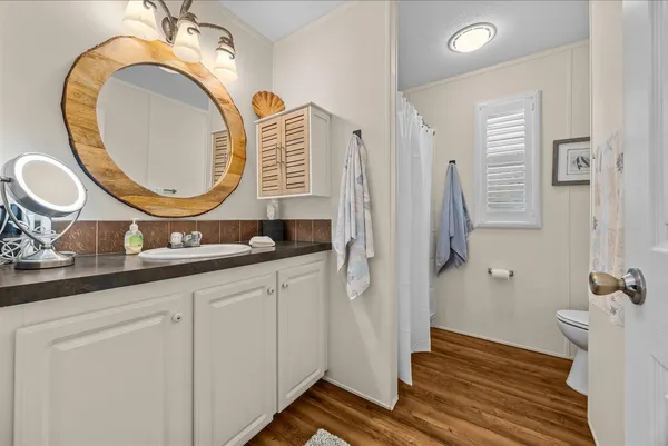 $369,900 | 121 Southeast Paradise Place, Stuart, FL 34997
