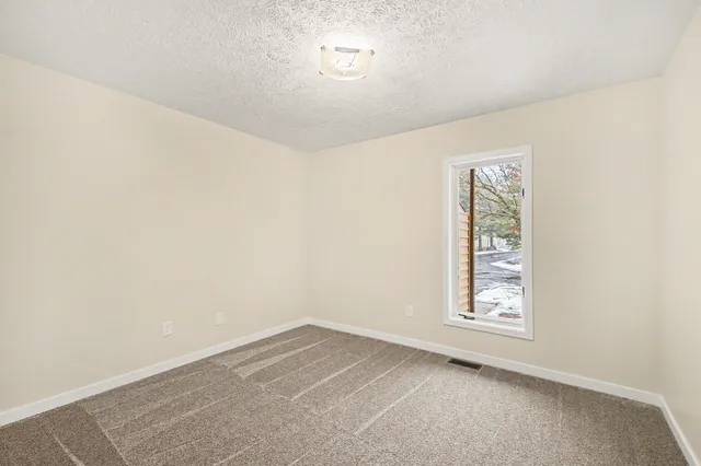 $260,000 | 2671 Stonebluff Drive Southwest, Wyoming, MI 49519