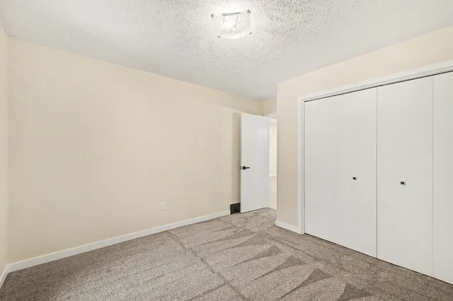 $260,000 | 2671 Stonebluff Drive Southwest, Wyoming, MI 49519