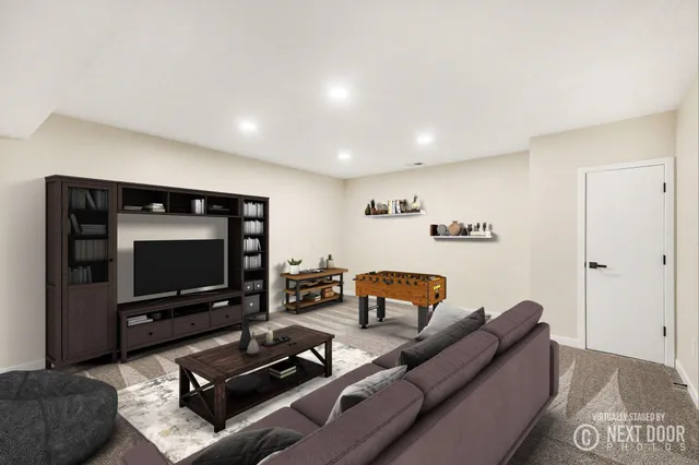 $260,000 | 2671 Stonebluff Drive Southwest, Wyoming, MI 49519