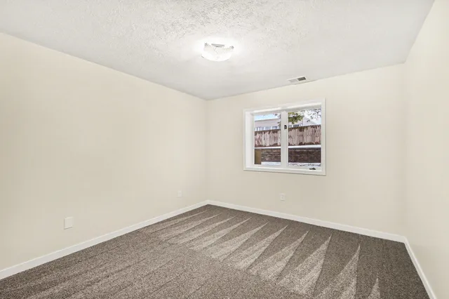 $260,000 | 2671 Stonebluff Drive Southwest, Wyoming, MI 49519