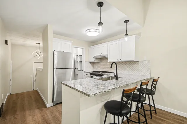 $265,500 | 2671 Stonebluff Drive Southwest, Wyoming, MI 49519