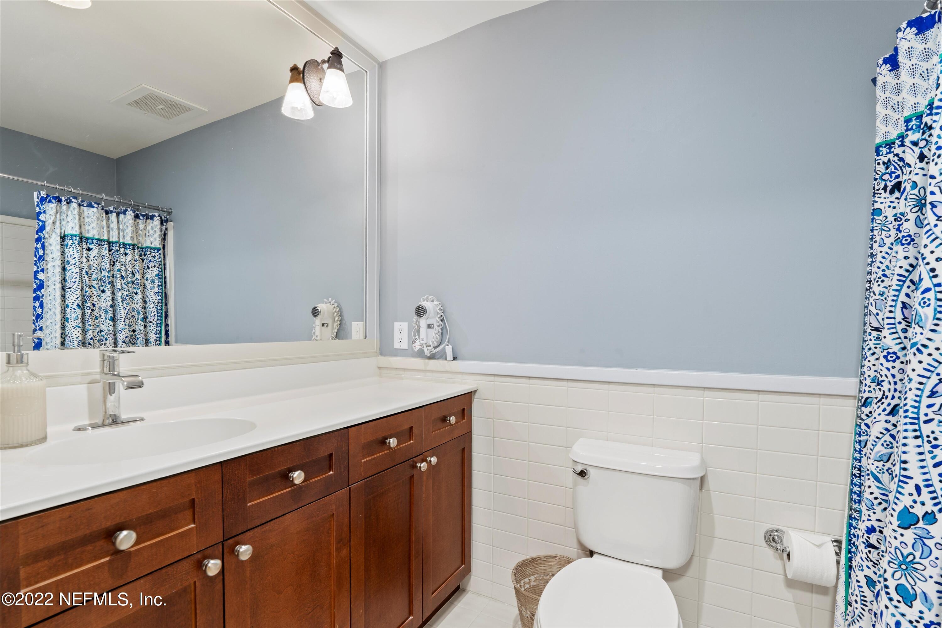 955 Registry Boulevard St. Augustine, FL 32092 - Photo 12 of 44 Bath 2 with tub/shower