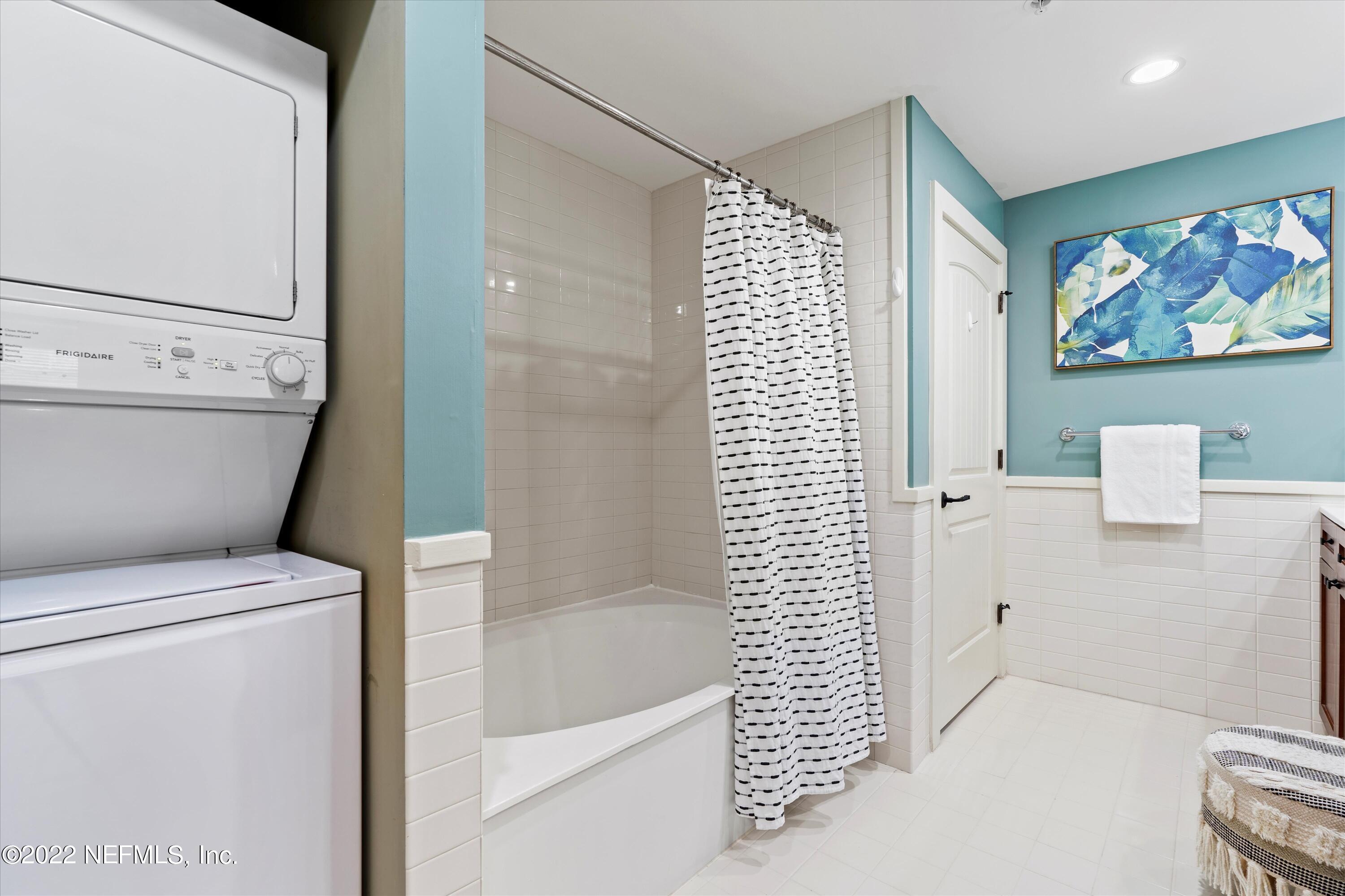 955 Registry Boulevard St. Augustine, FL 32092 - Photo 8 of 44 Primary Bath