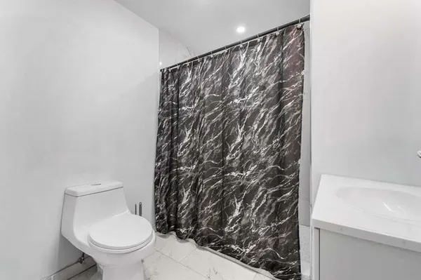 $1,299,000 | 316 Essex Street, Lynn, MA 01902