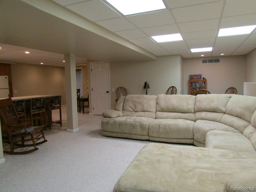 3407 Bonniebrook Court Rochester, MI 48306 - Photo 22 of 27 IMG_1252.jpg