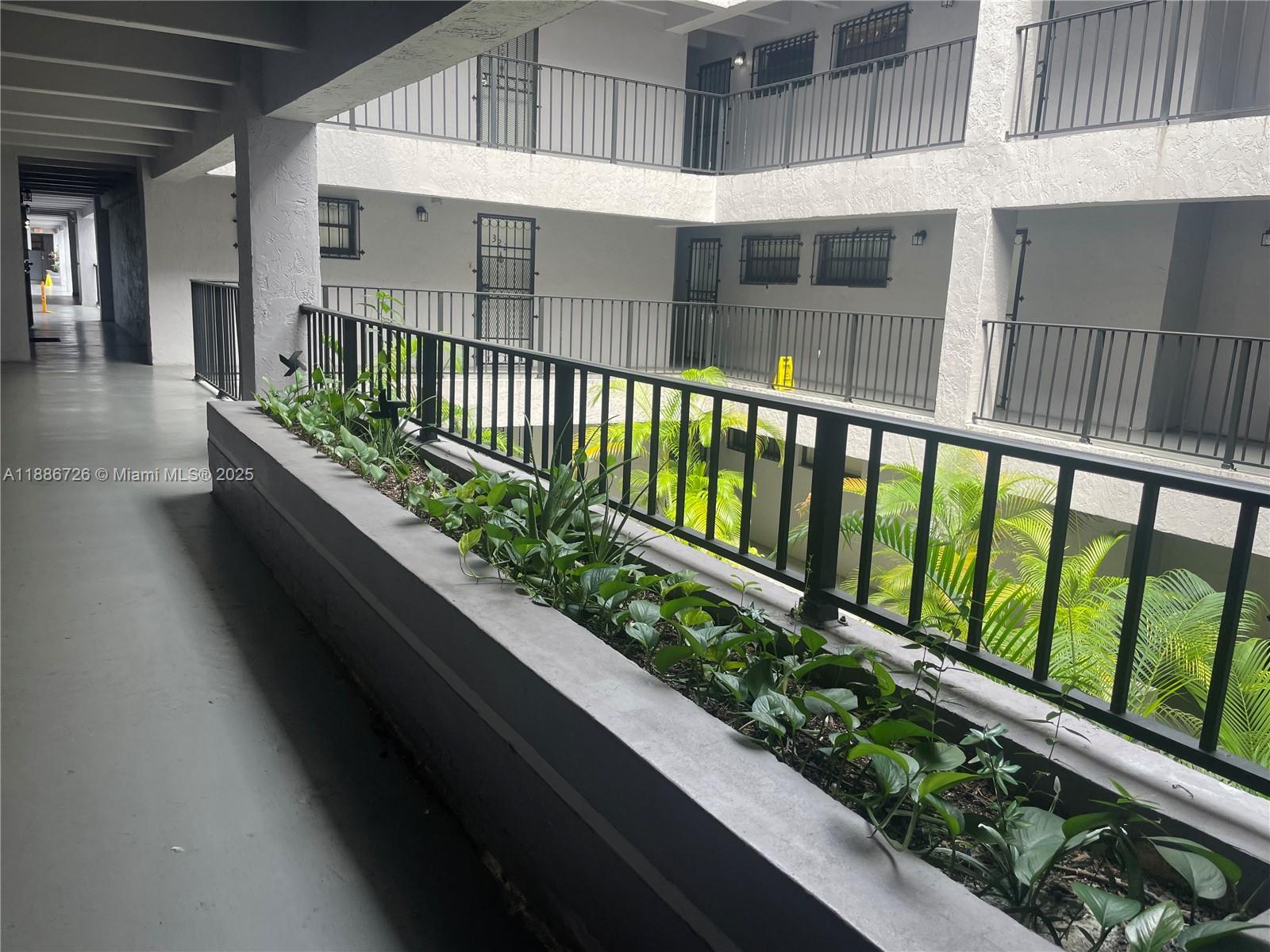 777 Southwest 9th Avenue, Unit 314 Miami, FL 33130 - Photo 2 of 8