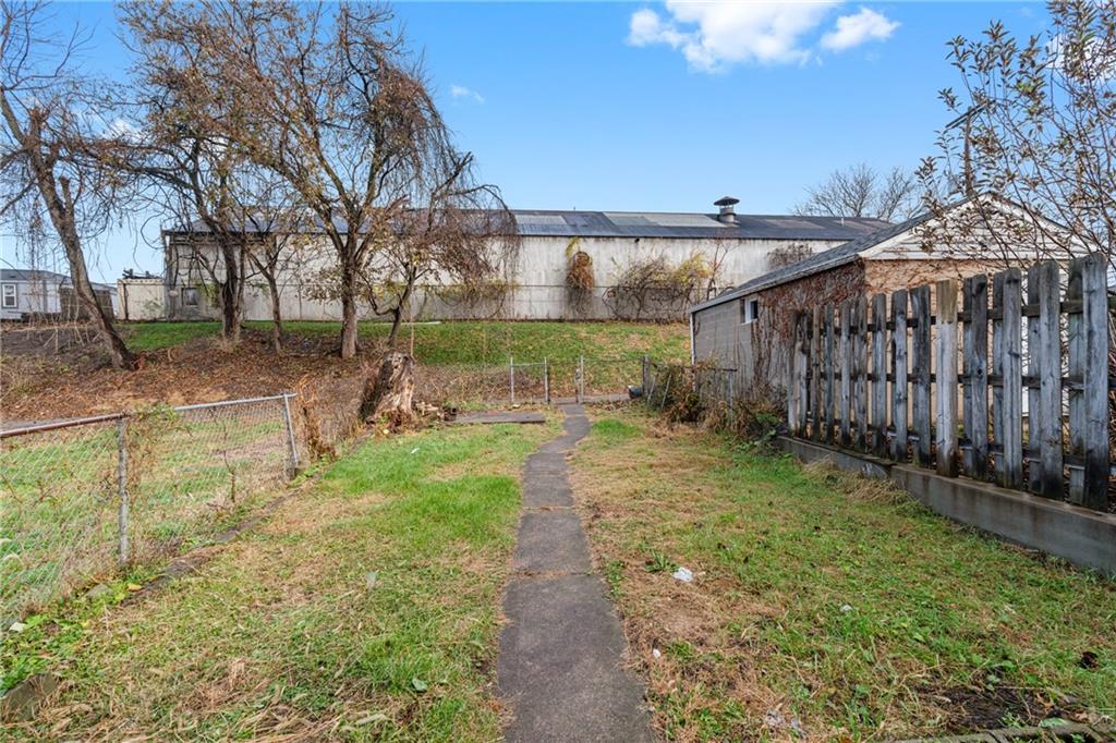 310 5th Avenue Braddock, PA 15104 - Photo 26 of 26 a view of a backyard