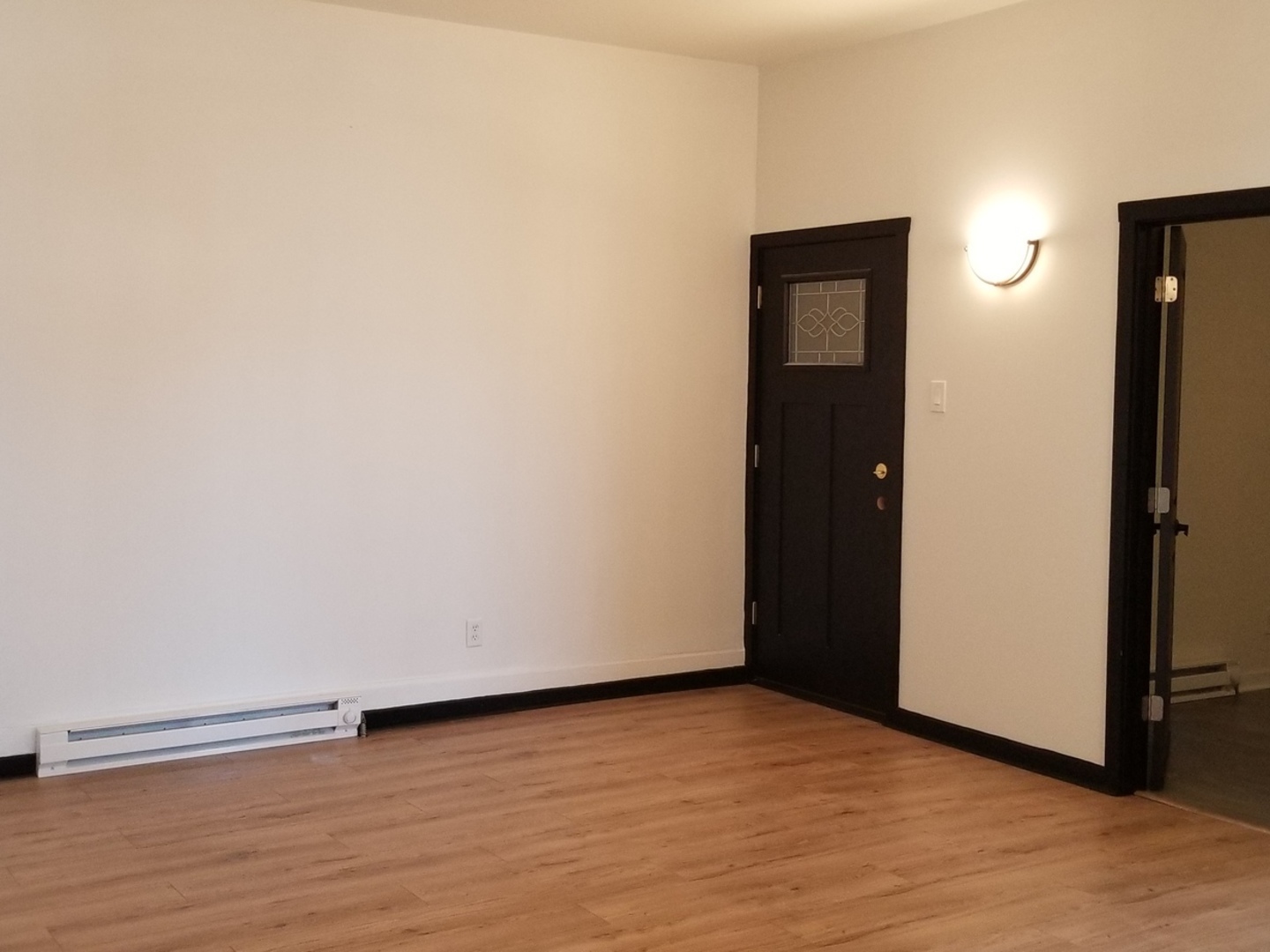 1818 4th Street, Unit 4 Peru, IL 61354 - Photo 2 of 9