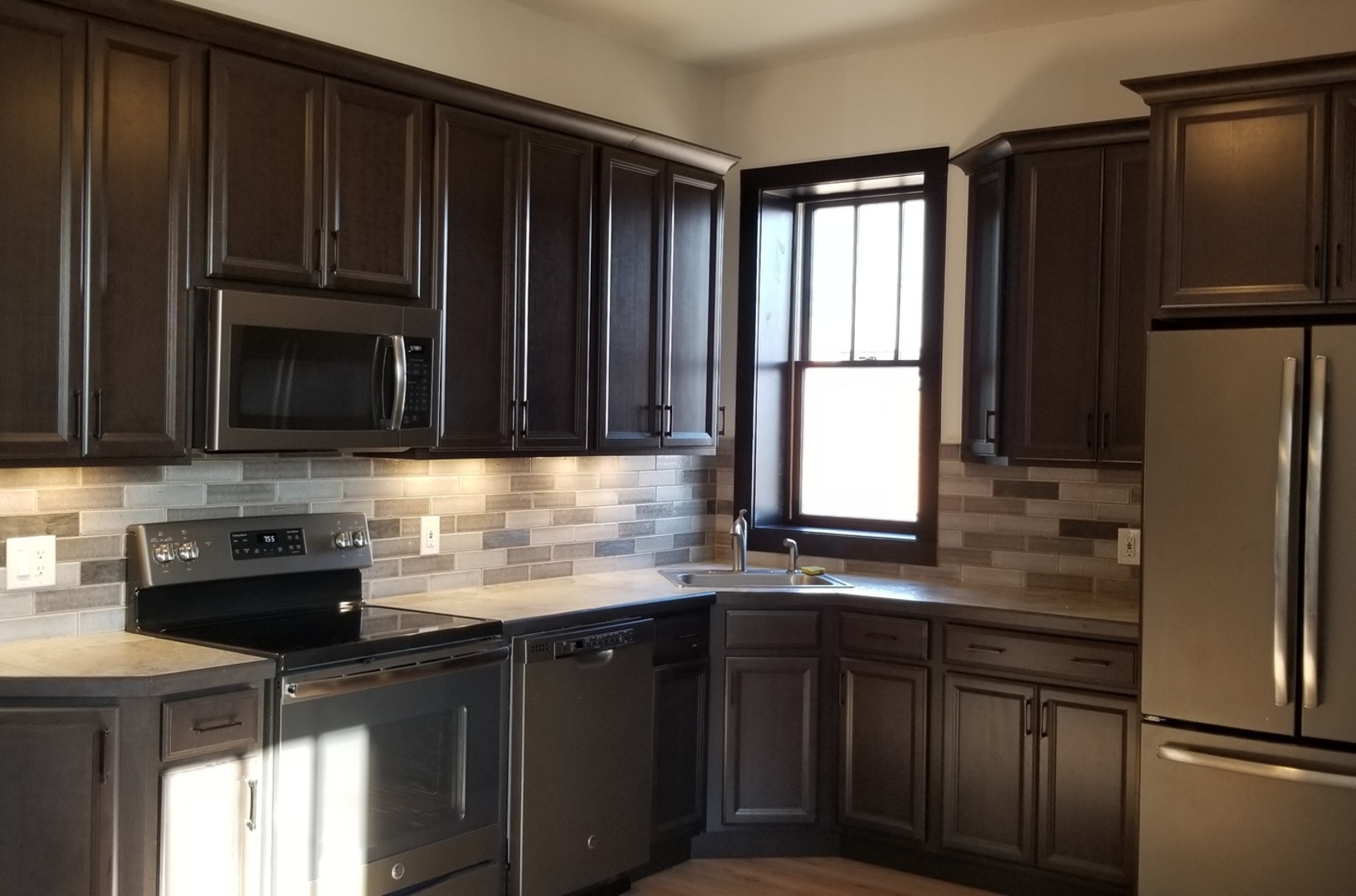 1818 4th Street, Unit 4 Peru, IL 61354 - Photo 7 of 9