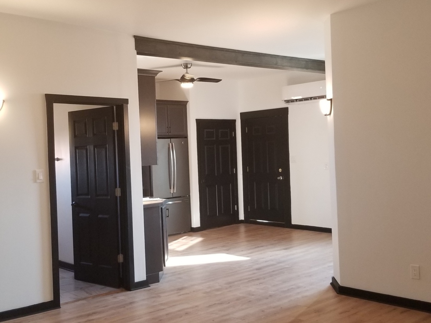 1818 4th Street, Unit 4 Peru, IL 61354 - Photo 8 of 9