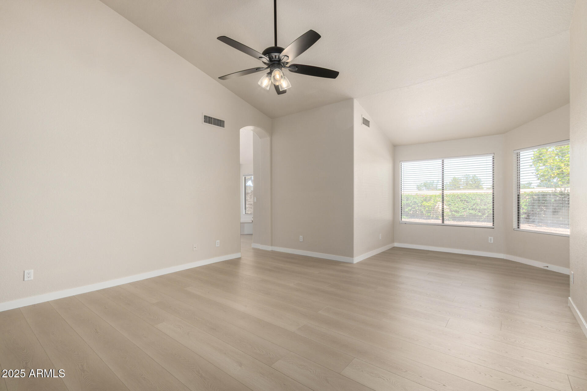 319 North Riata Street Gilbert, AZ 85234 - Photo 17 of 44 17 Riata
