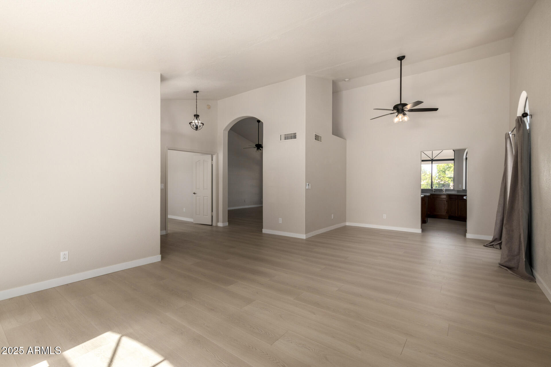 319 North Riata Street Gilbert, AZ 85234 - Photo 8 of 44 08 Riata