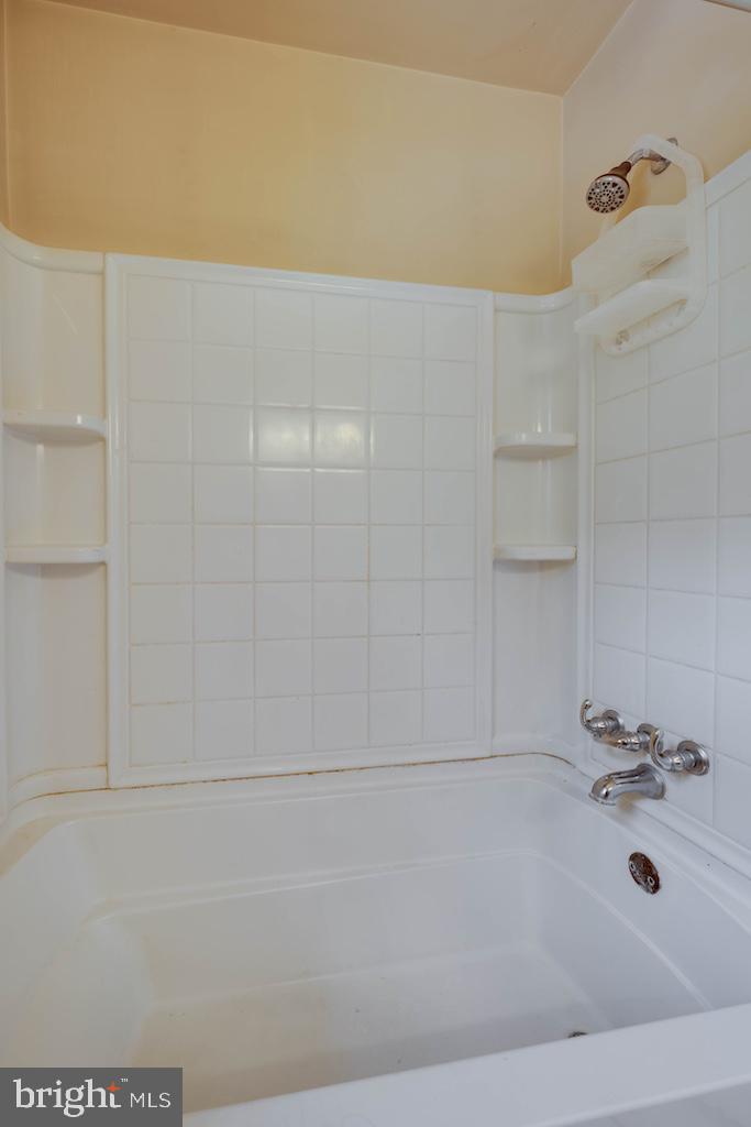 6802 Robinia Road Temple Hills, MD 20748 - Photo 20 of 36
