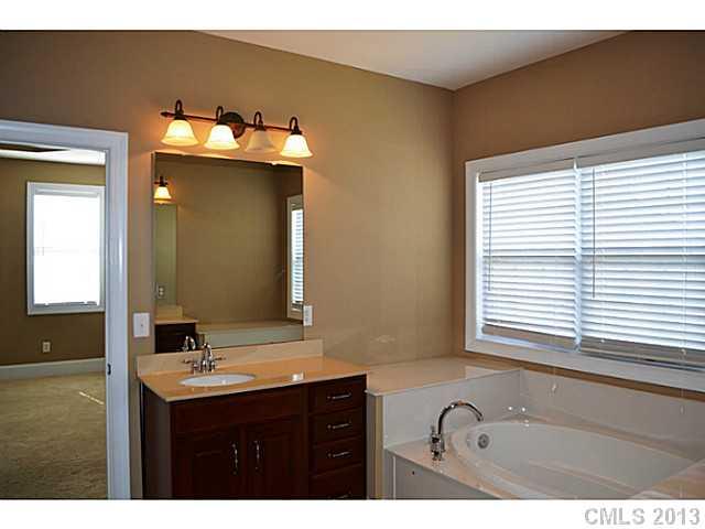 6402 Springs Mill Road Charlotte, NC 28277 - Photo 11 of 16 Gallery Image 11