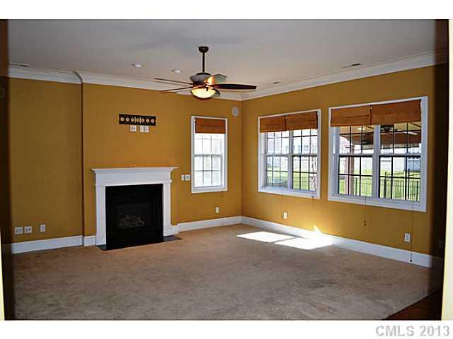 6402 Springs Mill Road Charlotte, NC 28277 - Photo 4 of 16 Gallery Image 4