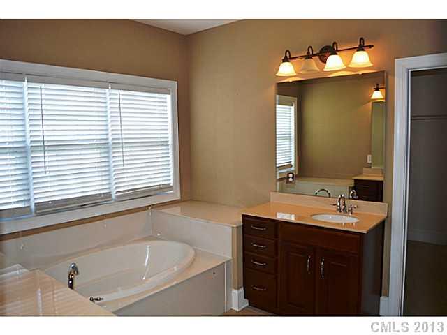 6402 Springs Mill Road Charlotte, NC 28277 - Photo 10 of 16 Gallery Image 10