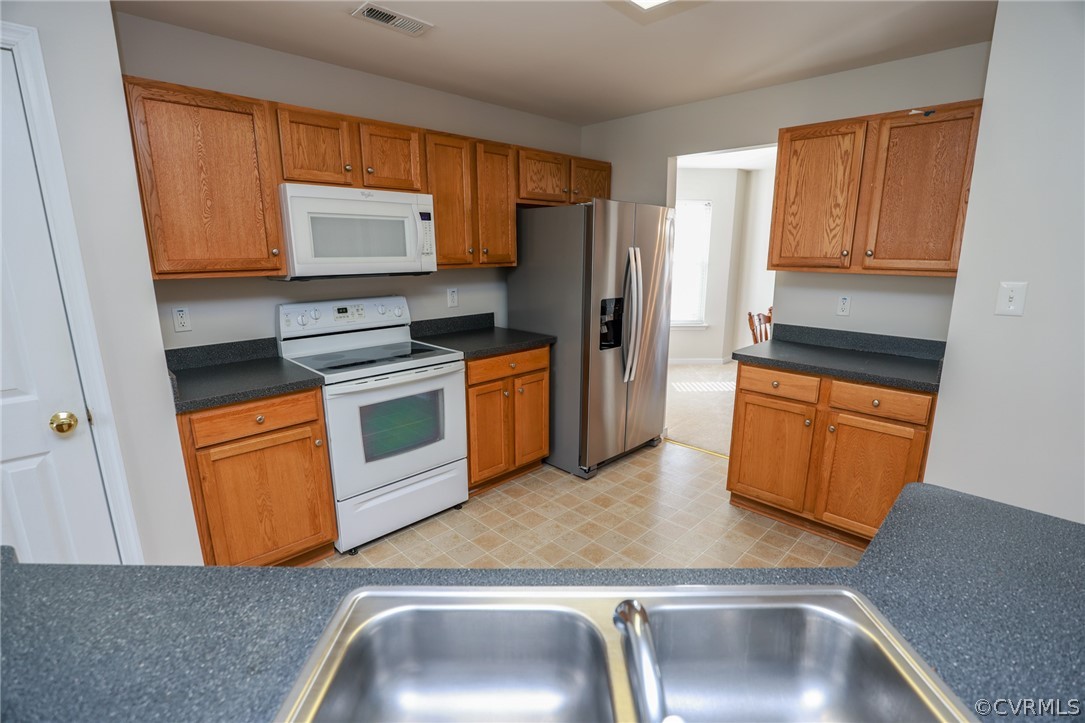 519 Ridgemoor Place Midlothian, VA 23114 - Photo 12 of 45 Gallery Image 12