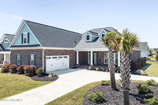 $875,000 | 2552 East Timber Crest Drive Northeast, Leland, NC 28451