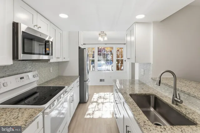 $445,000 | 5 Hyacinth Court, Unit 73, Gaithersburg, MD 20878