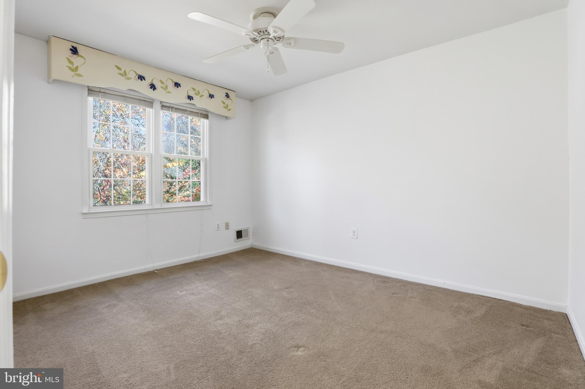 5 Hyacinth Court, Unit 73 Gaithersburg, MD 20878 - Photo 21 of 35