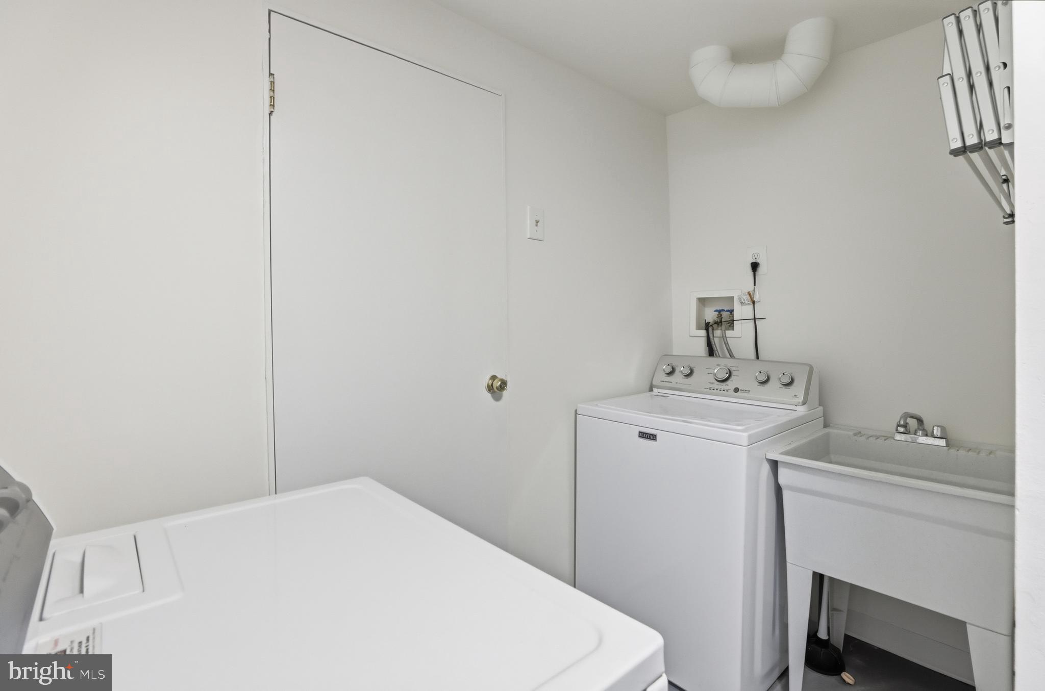 5 Hyacinth Court, Unit 73 Gaithersburg, MD 20878 - Photo 31 of 35