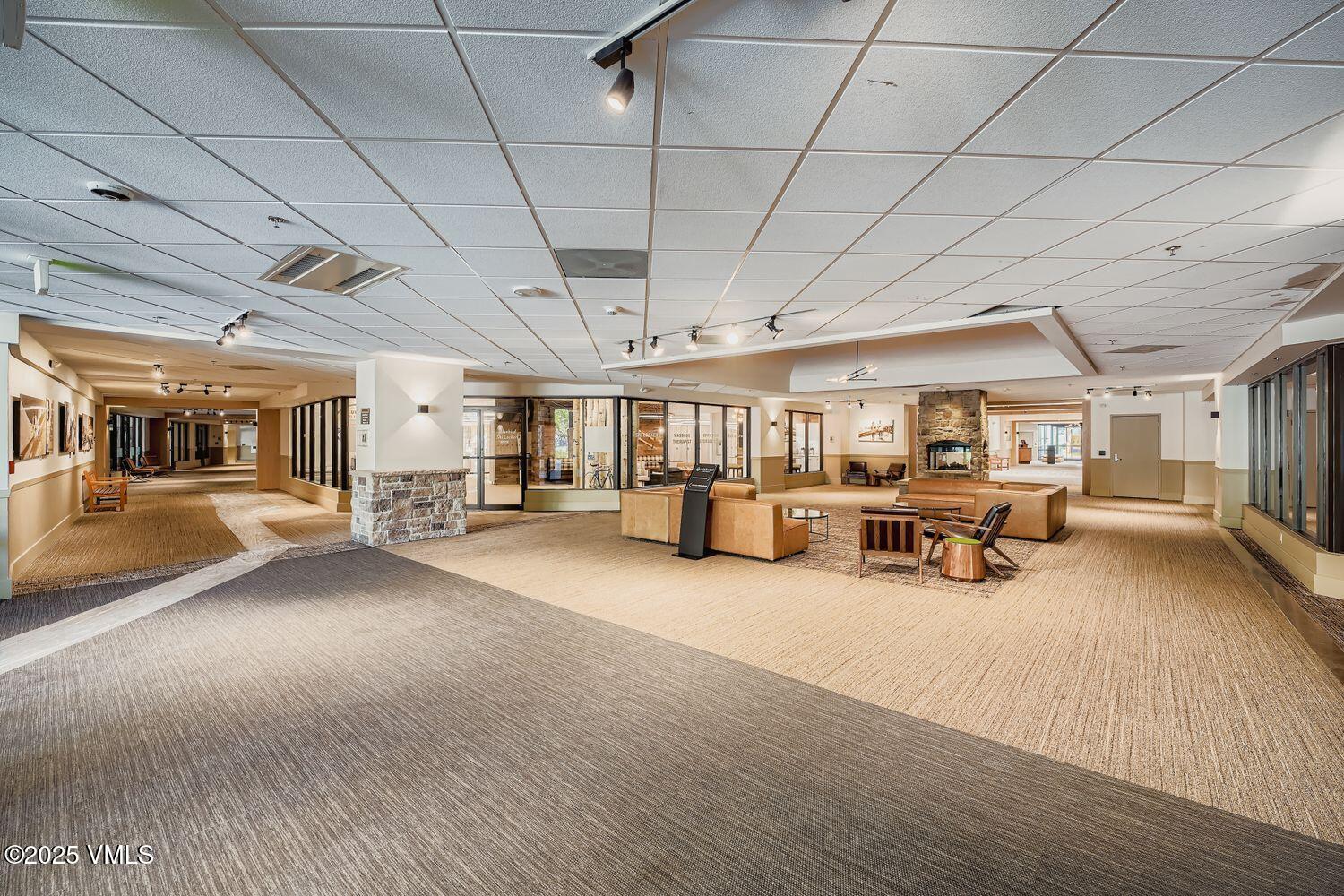 137 Benchmark Road, Unit 423 Avon, CO 81620 - Photo 16 of 20 137 Benchmark Road 423 - Web Quality - 0