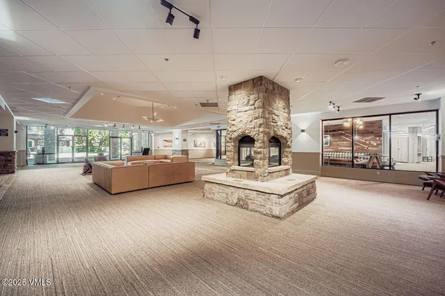 $785,000 | 137 Benchmark Road, Unit 423, Avon, CO 81620