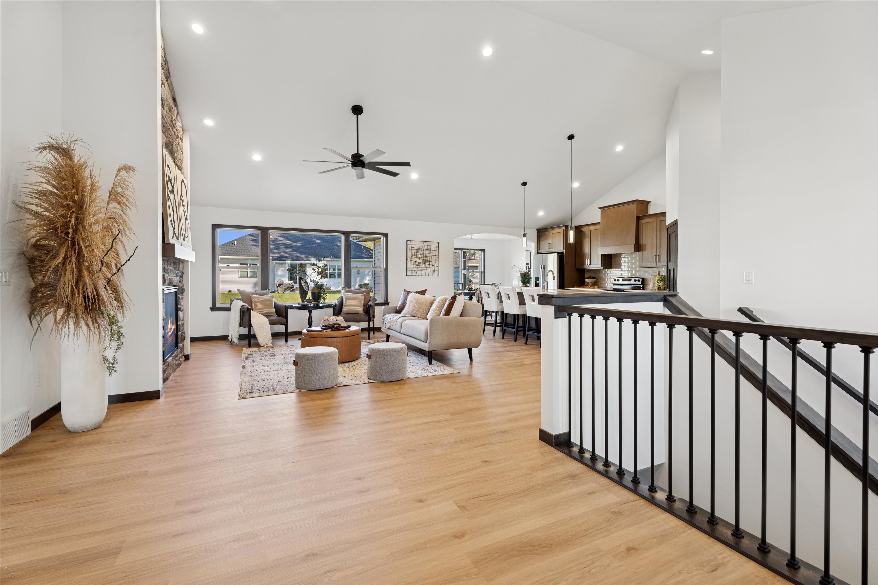 1338 Highland Ridge Drive De Pere, WI 54115 - Photo 3 of 37