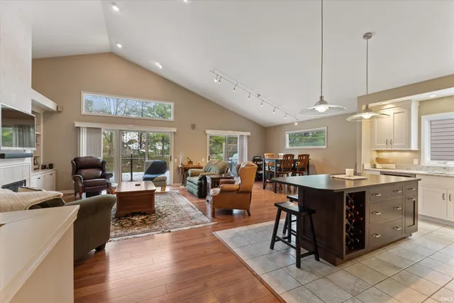 $425,000 | 3410 Bridgetown Road, Bristol, IN 46507