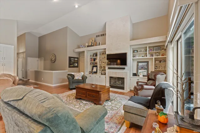 $425,000 | 3410 Bridgetown Road, Bristol, IN 46507