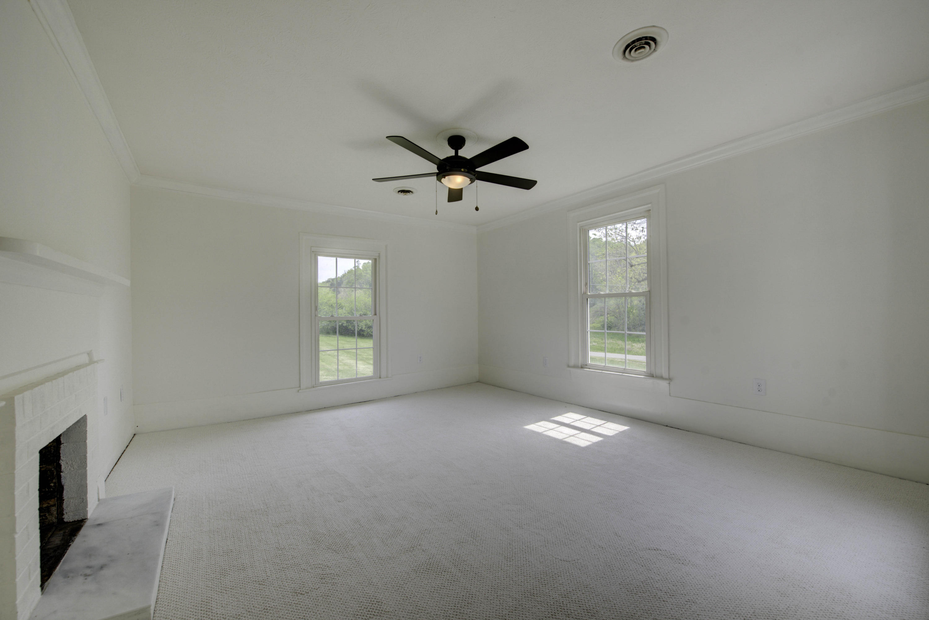 469 Brushy Valley Road Clinton, TN 37716 - Photo 24 of 40 26