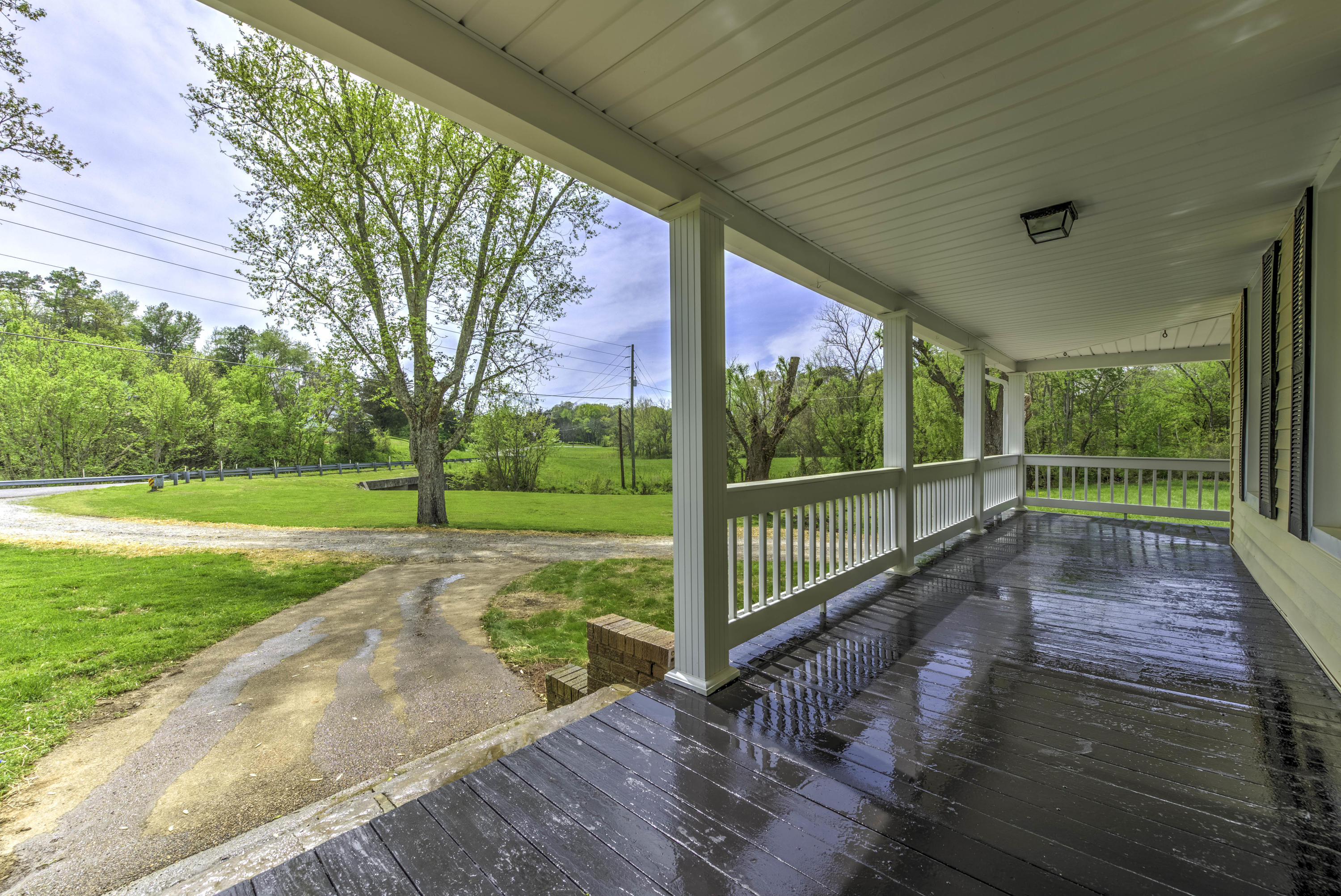 469 Brushy Valley Road Clinton, TN 37716 - Photo 5 of 40 5