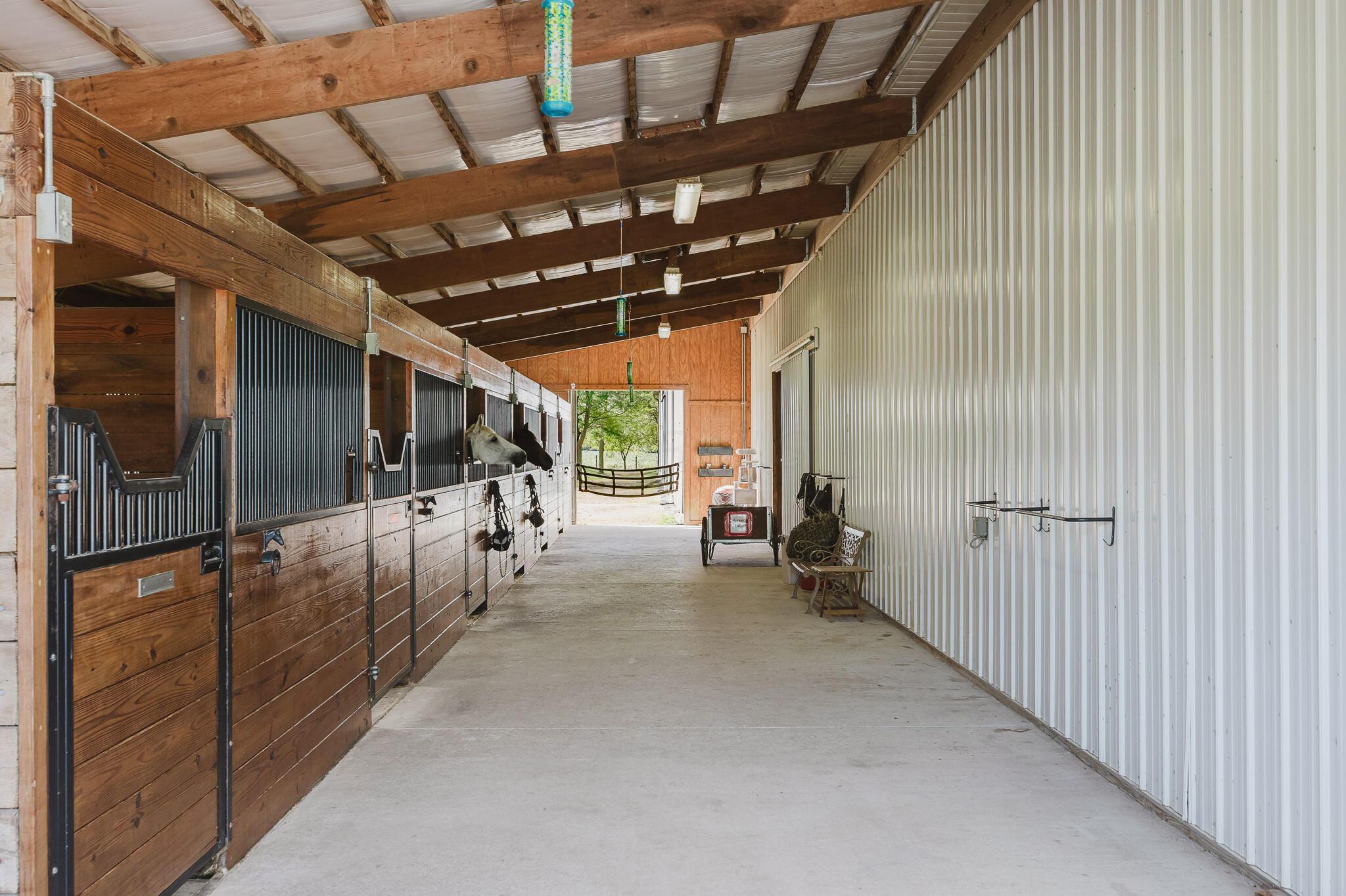 4620 Cackler Road Delaware, OH 43015 - Photo 72 of 98 Stables
