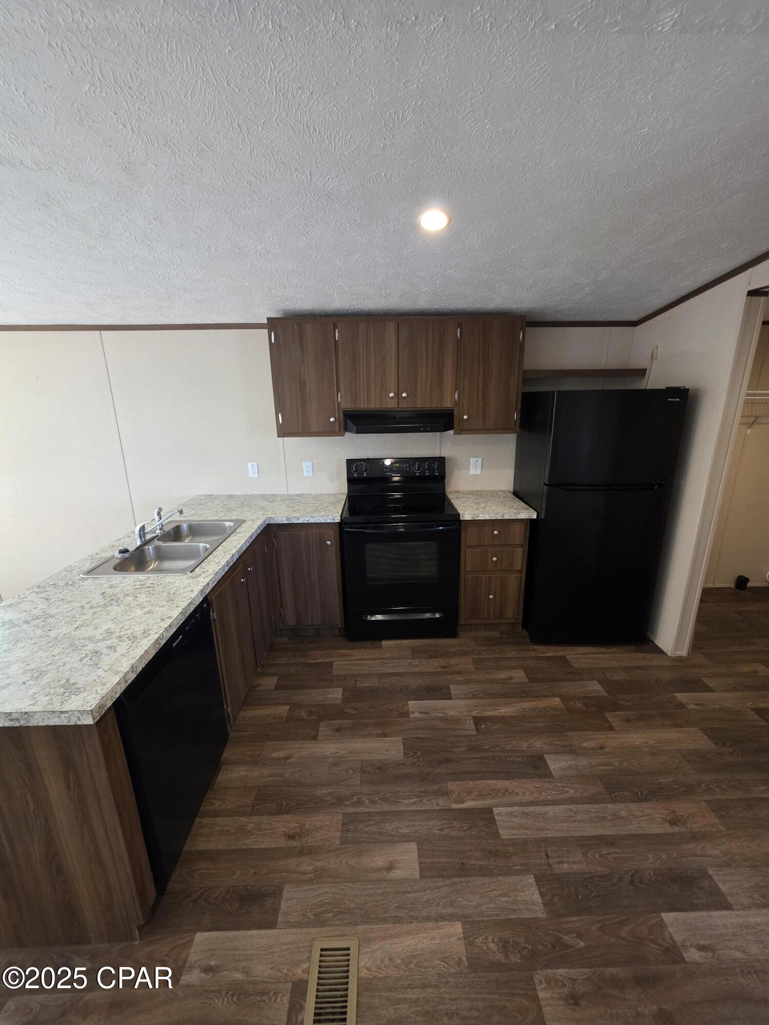 5921 Nadine Road, Unit E Panama City, FL 32404 - Photo 5 of 12