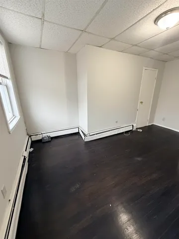 $1,595 | 213 Webster Avenue, Unit 3L, Jersey City, NJ 07307