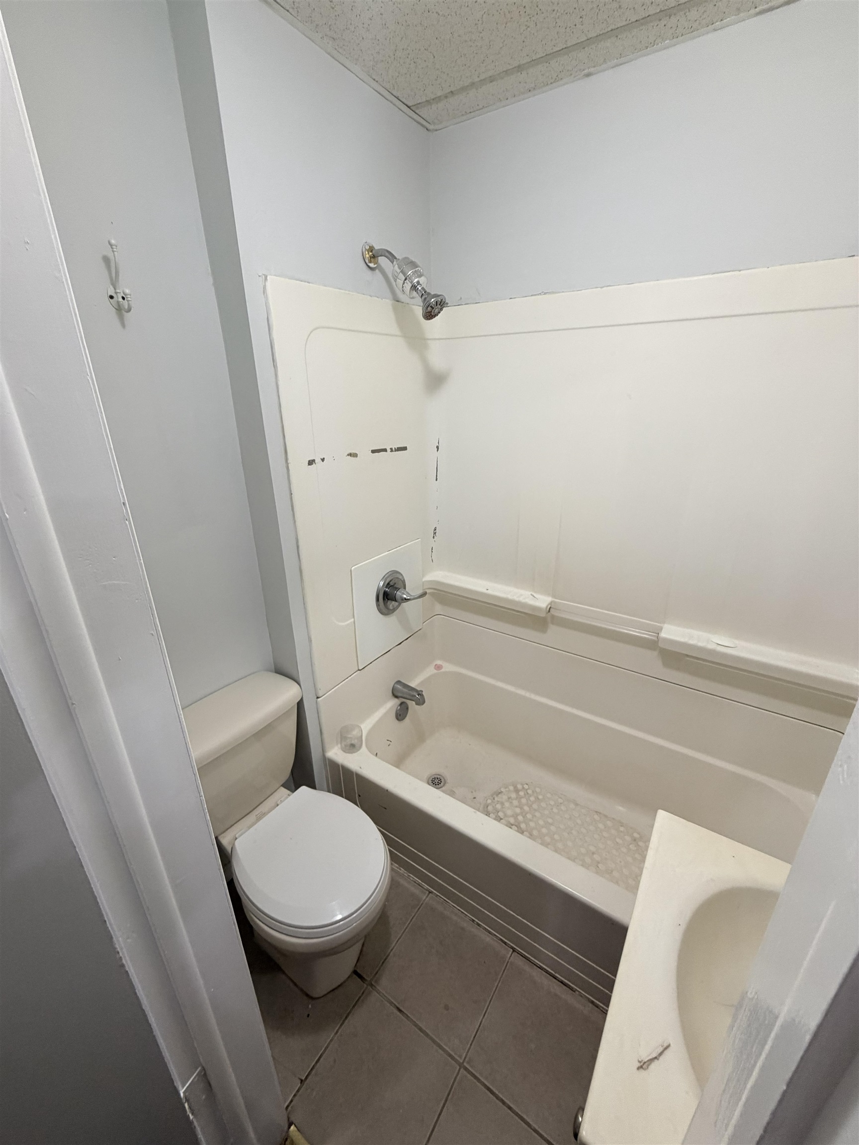 213 Webster Avenue, Unit 3L Jersey City, NJ 07307 - Photo 4 of 18