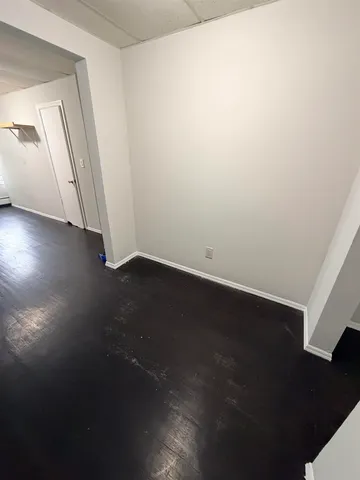 $1,595 | 213 Webster Avenue, Unit 3L, Jersey City, NJ 07307