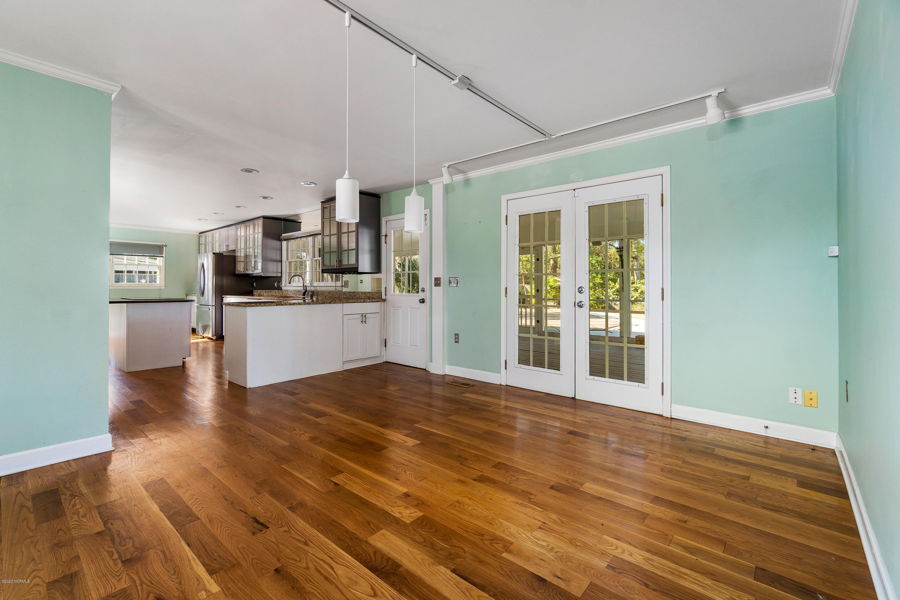 229 Windemere Road Wilmington, NC 28405 - Photo 12 of 23 Dining Area
