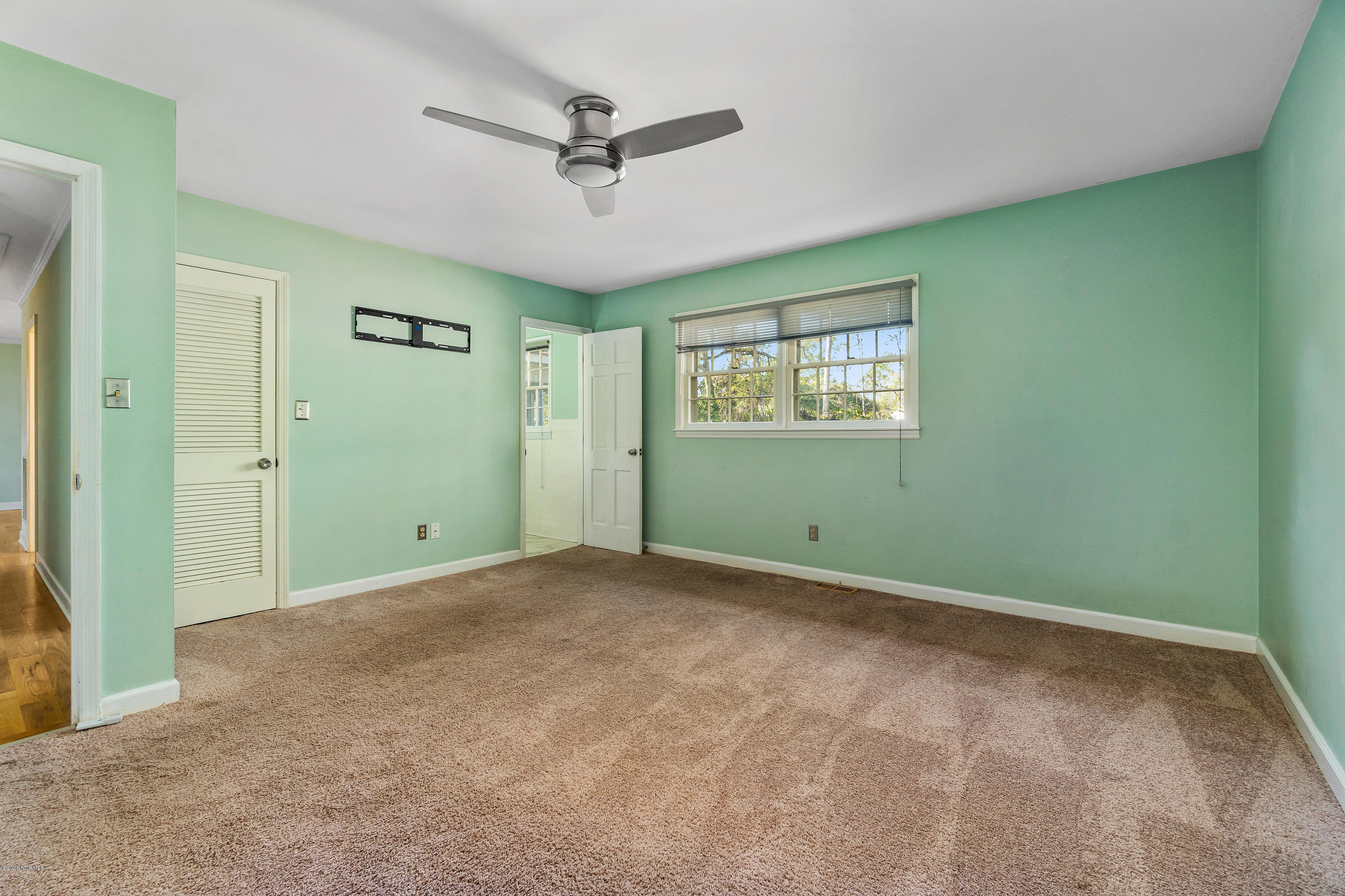 229 Windemere Road Wilmington, NC 28405 - Photo 16 of 23 Master Bedroom