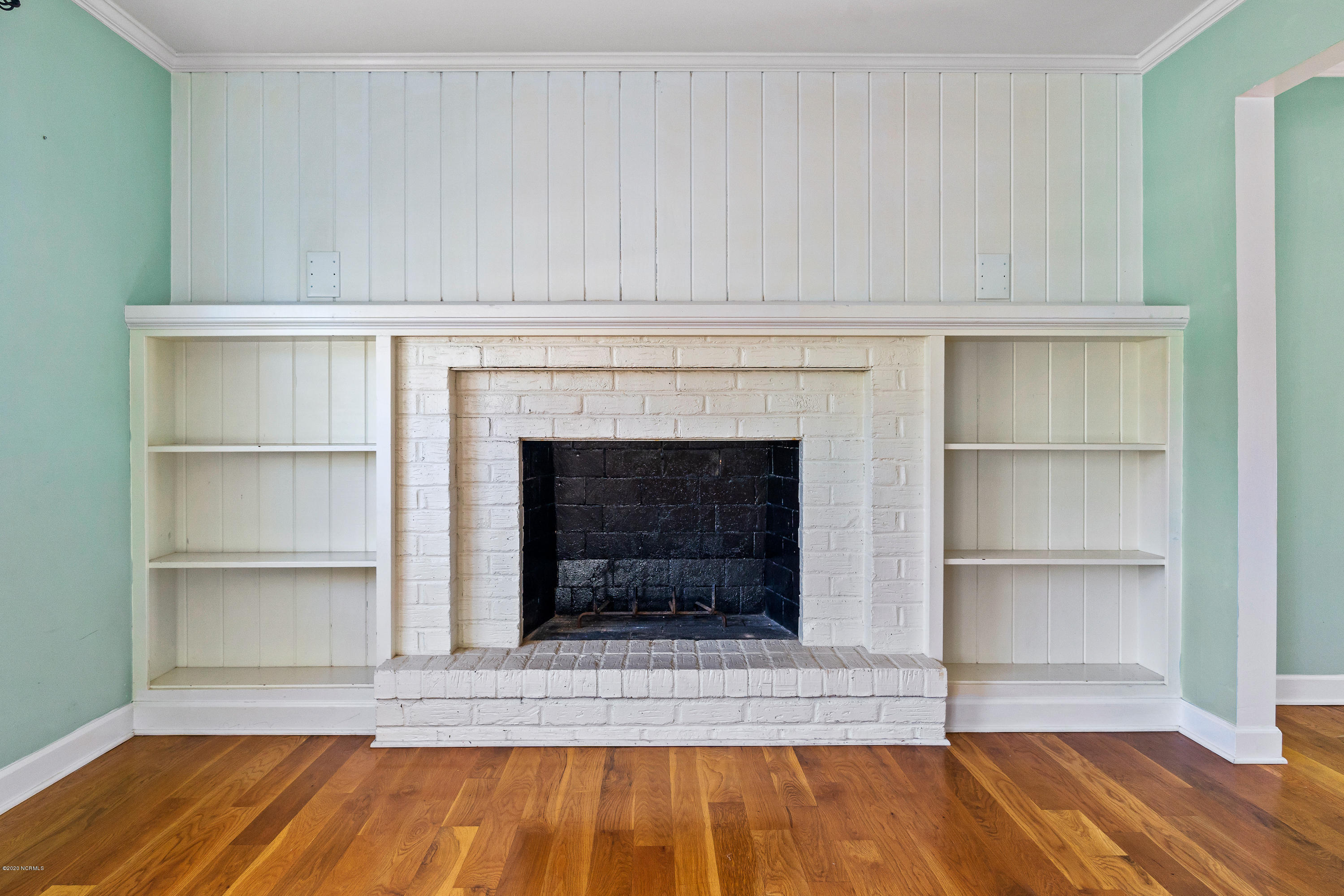 229 Windemere Road Wilmington, NC 28405 - Photo 6 of 23 Living Room