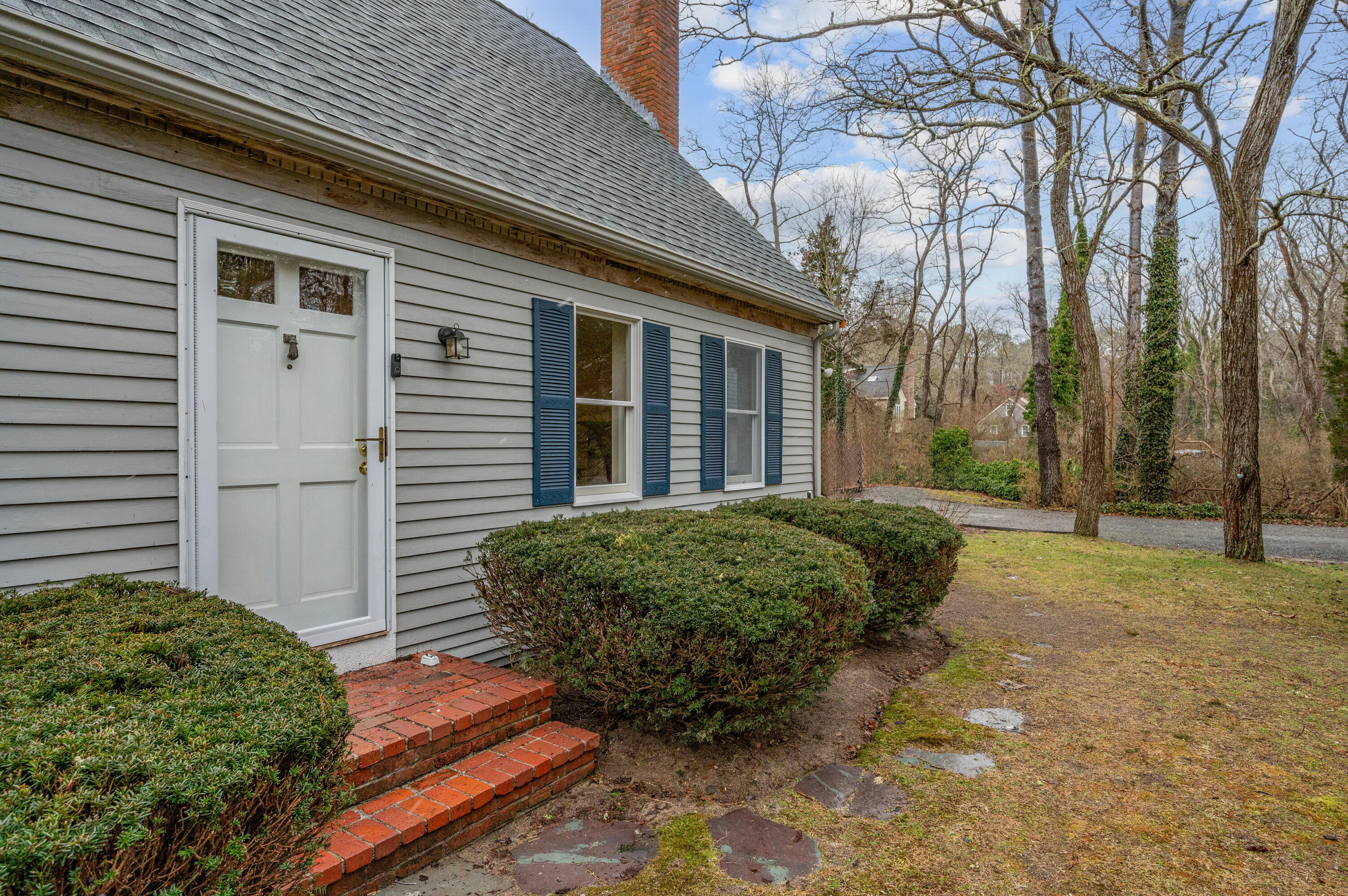 538 South Orleans Road Orleans, MA 02653 - Photo 4 of 35 a view of a backyard with of plants