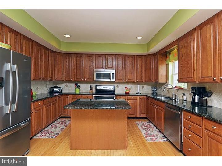 3060 Thompson Road Telford, PA 18969 - Photo 6 of 25 Kitchen