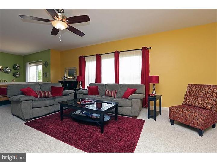 3060 Thompson Road Telford, PA 18969 - Photo 8 of 25 Family Room