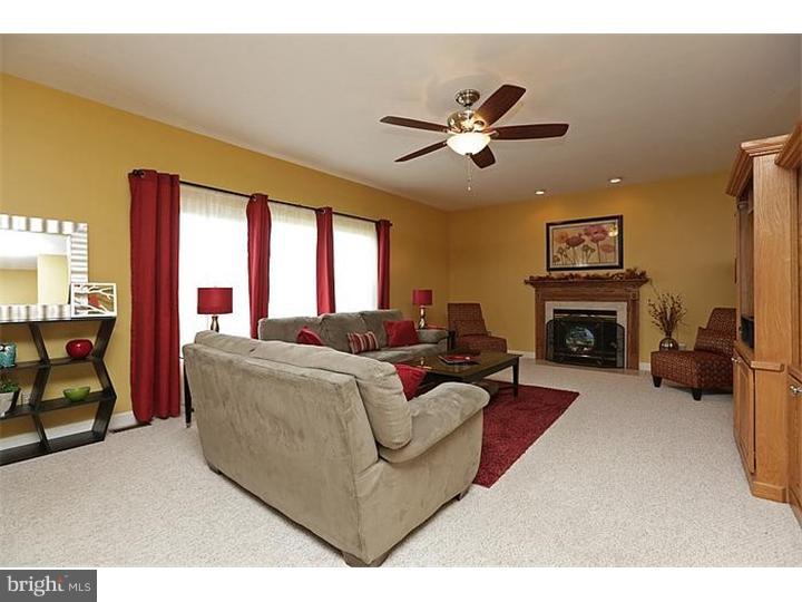 3060 Thompson Road Telford, PA 18969 - Photo 9 of 25 Family Room