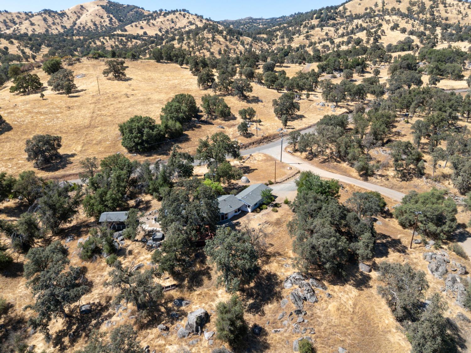 4577 Totokon Road Mariposa, CA 95338 - Photo 21 of 57