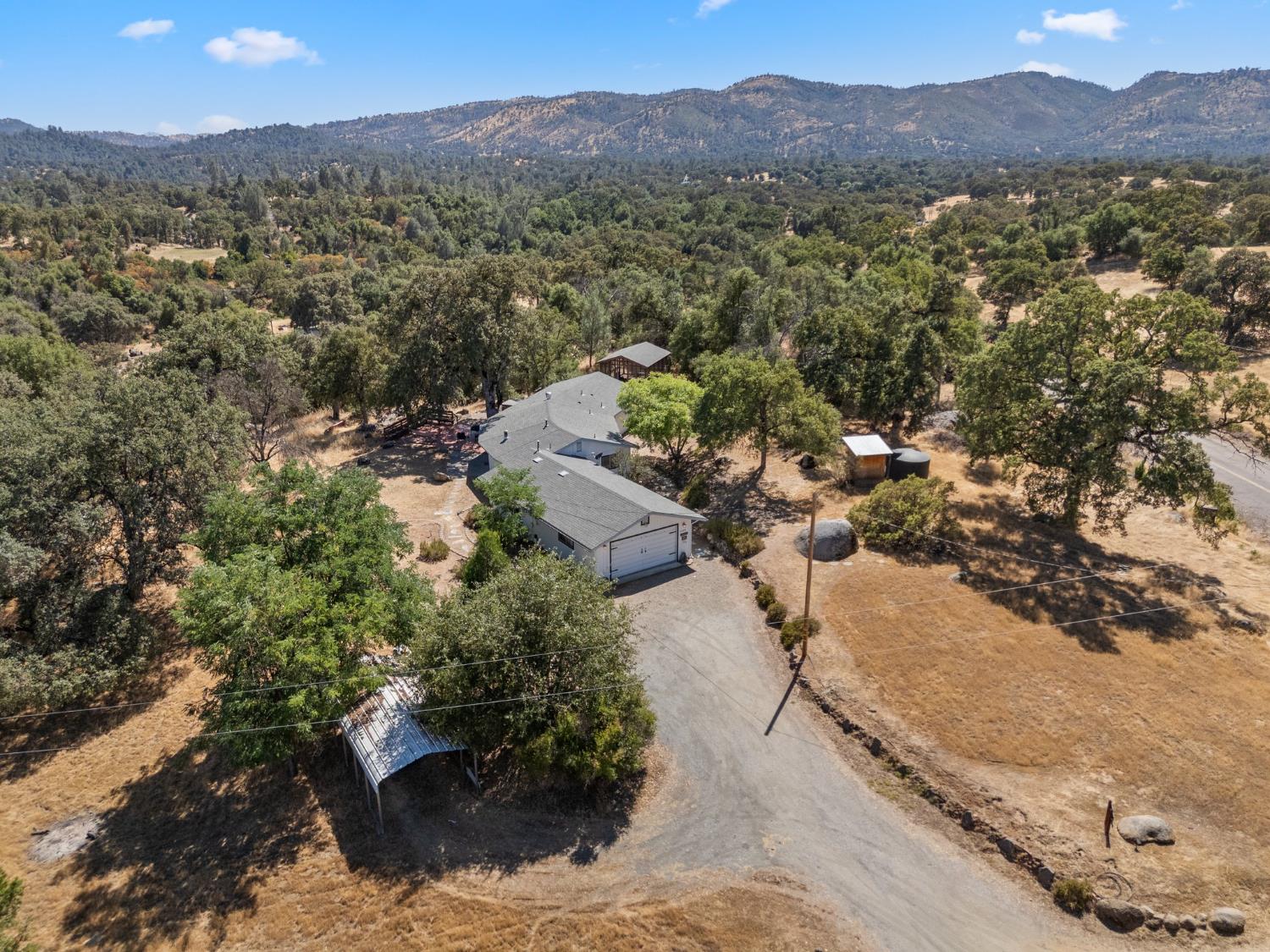 4577 Totokon Road Mariposa, CA 95338 - Photo 54 of 57 a view of a city with mountain