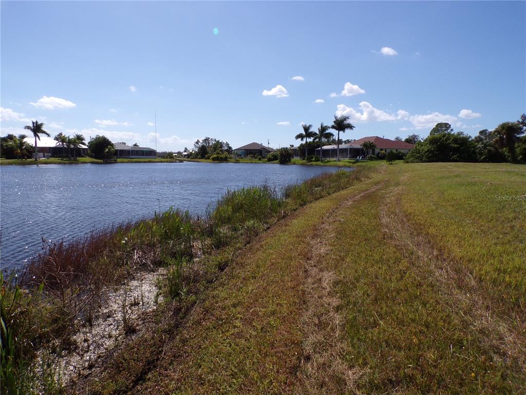 201 Redwood Road Rotonda West, FL 33947 - Photo 11 of 52 Gallery Image 11